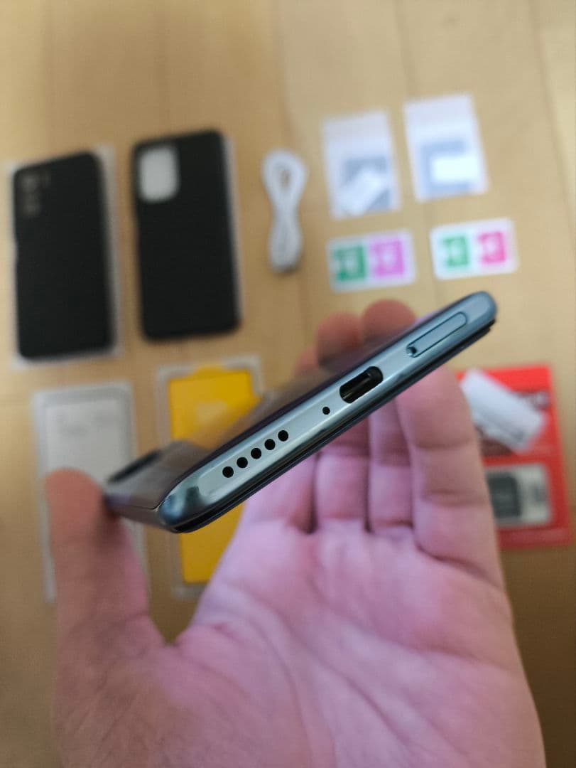 スマートフォン本体 Poco F3 5G Snapdragon 870 /1.25TB/ 16GB