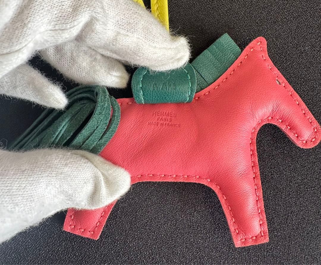 【美品】HERMESエルメス　ロデオ　チャーム　ローズアザレ　PM ペガサス