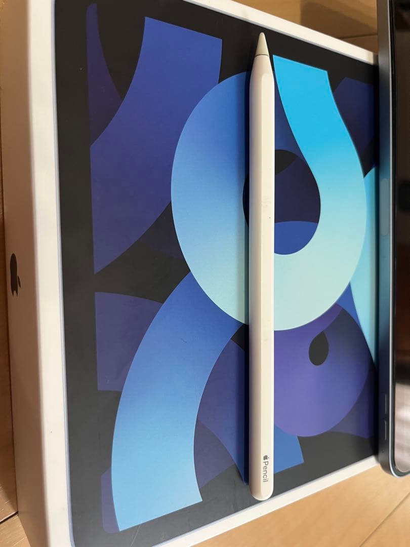 Apple iPad Air4 本体＋ペンシル2世代【少しですが値下げ応じます】