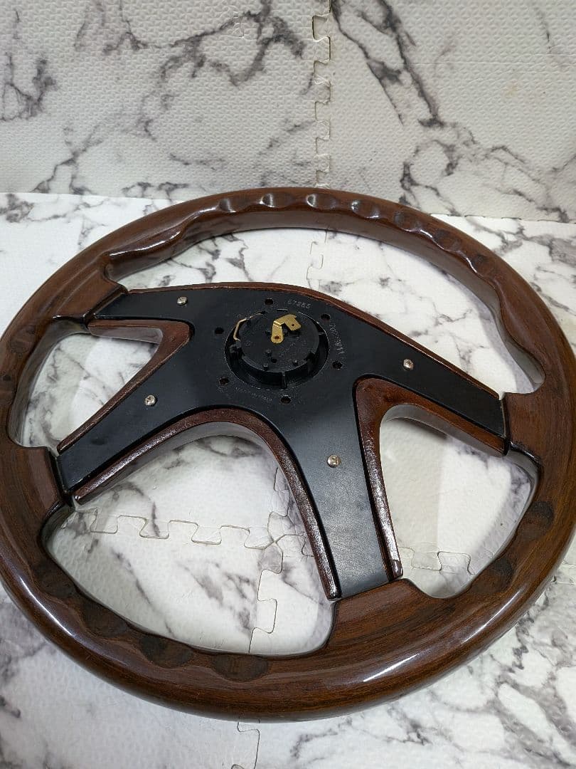 ナルディ　NARDI　ウッドステアリング　当時物　ホーン