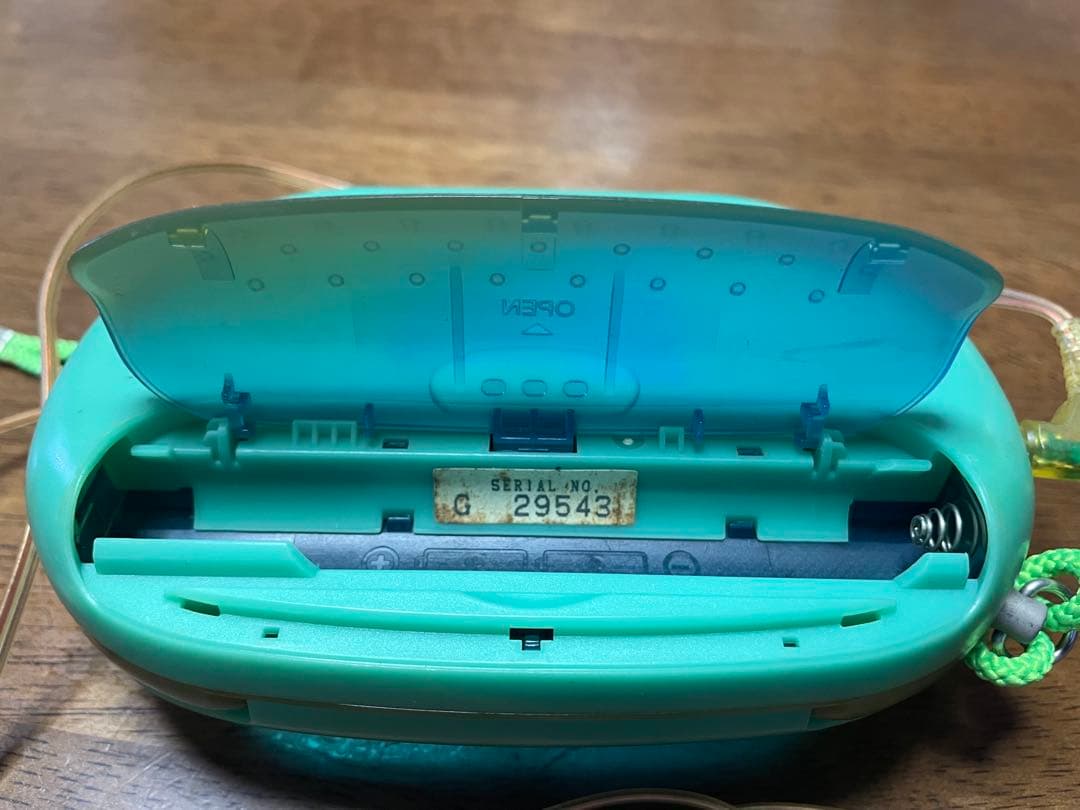 SONY ソニー ウォークマン WM-EQ3 緑色 イヤフォン付き 蓄光 電池式