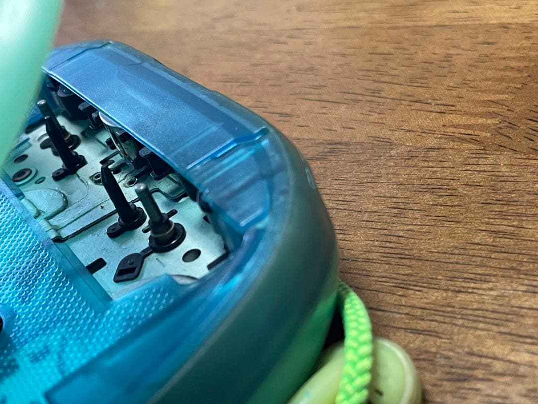 SONY ソニー ウォークマン WM-EQ3 緑色 イヤフォン付き 蓄光 電池式