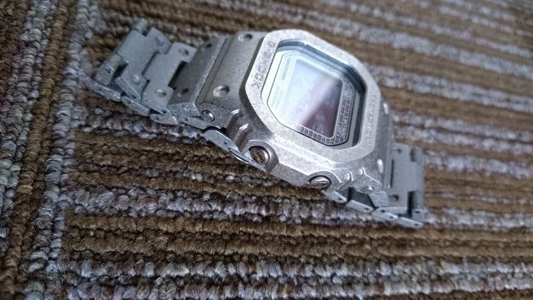 GショックGMW-B5000PS-1JR40周年記念モデル　フルメタル