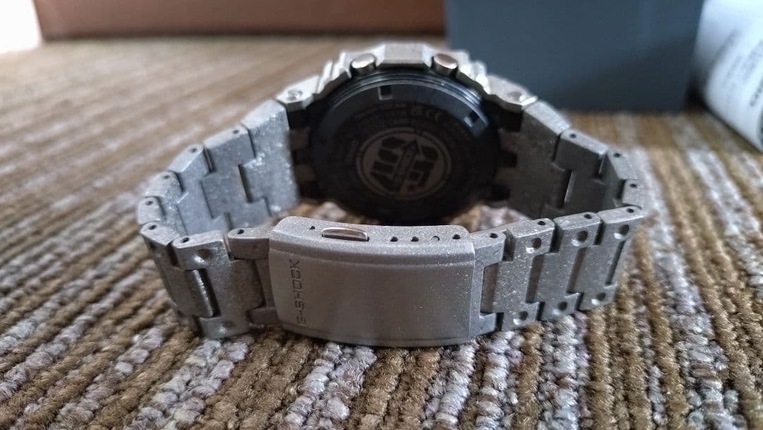 GショックGMW-B5000PS-1JR40周年記念モデル　フルメタル