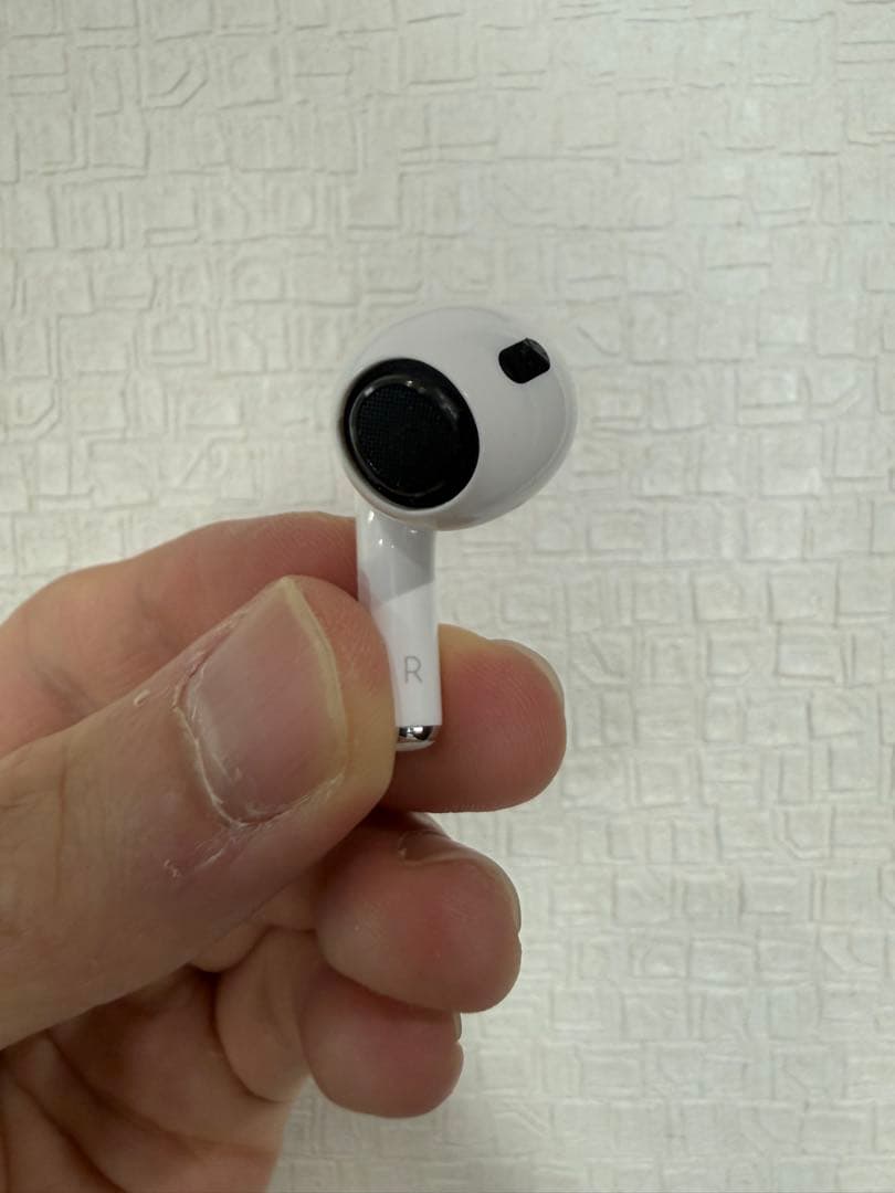 AirPods本体 lightningポート