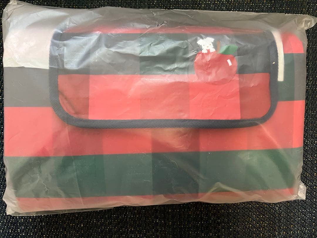 ファミリア　ノベルティ　新品　レジャーシート　春のファミリアショー2025