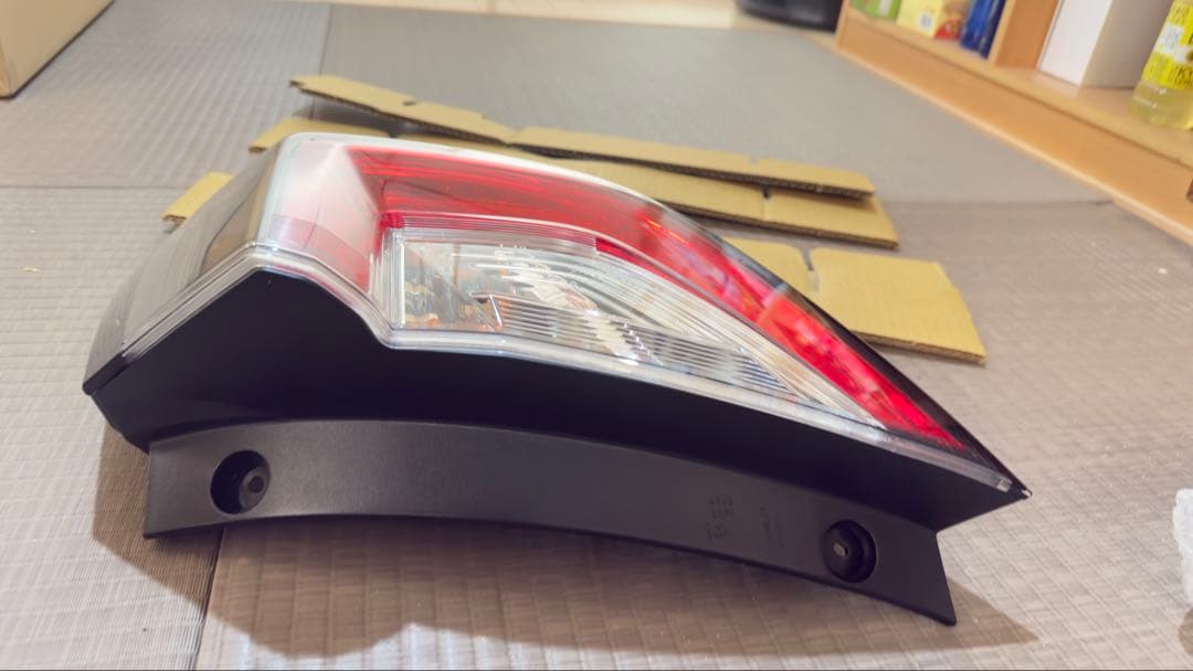 fk7 シビックハッチバック純正テールランプ