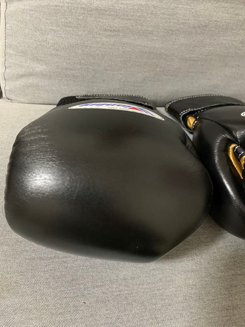 Winning グローブ　8oz