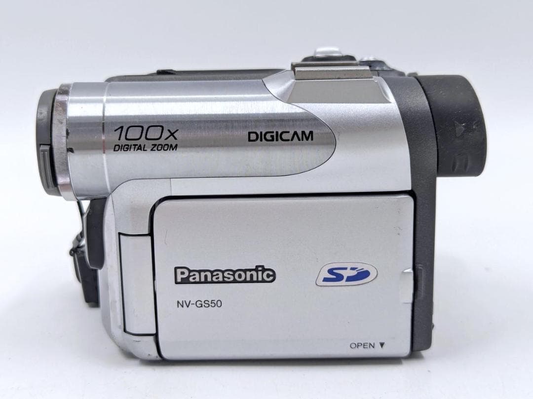 miniDVのダビングに Panasonic ビデオカメラ NV-GS50 02