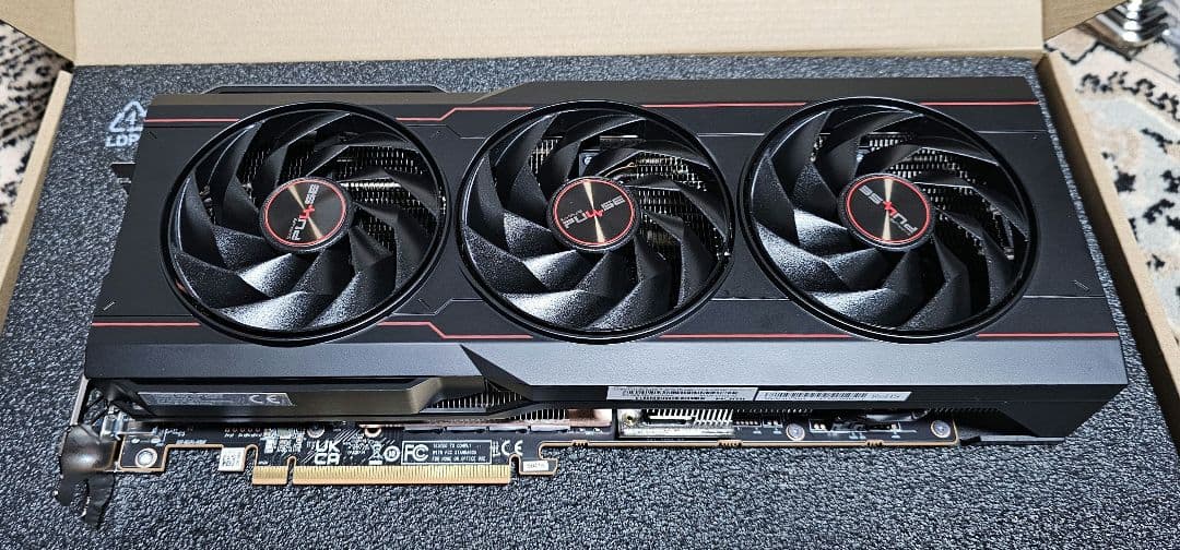 グラフィックボード・グラボ・ビデオカード SAPPHIRE PULSE RADEON RX 7900 XTX GAMING