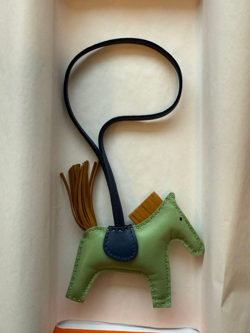 新品未使用 Hermès エルメス ロデオPM チャーム