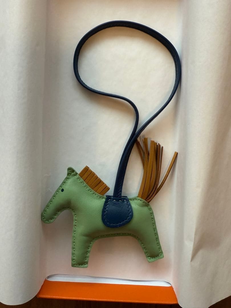 新品未使用 Hermès エルメス ロデオPM チャーム