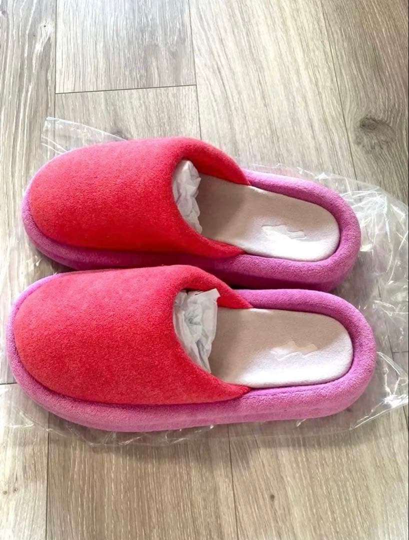 SKYLRK REST SLIPPER 完売品　即日発送します