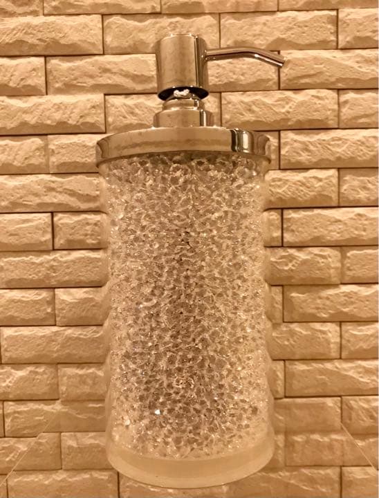 《クリッシモ》8万3160円　高級ディスペンサー　スワロフスキー　容器