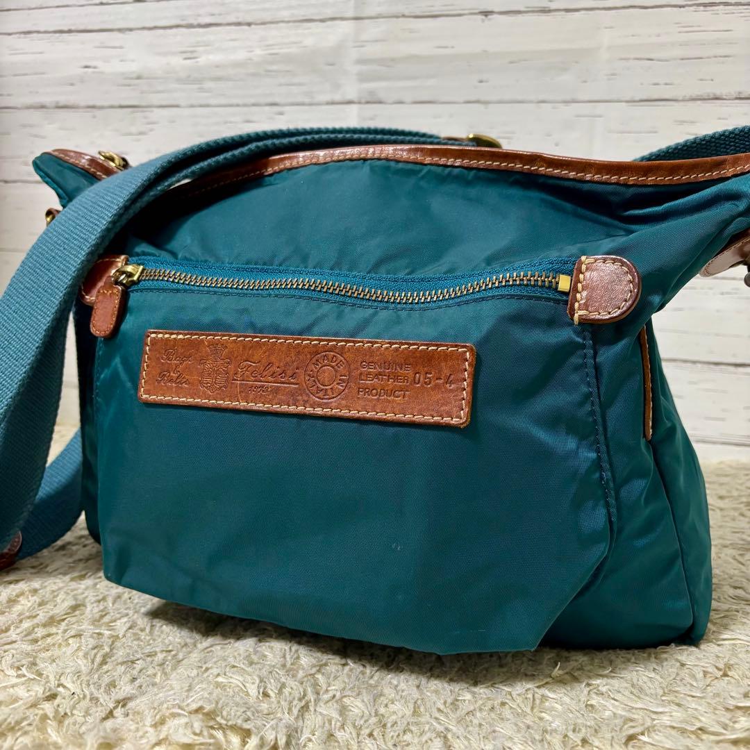 最終値下フェリージ ショルダーバッグ 斜め掛け　ナイロン レザー 05/4希少色