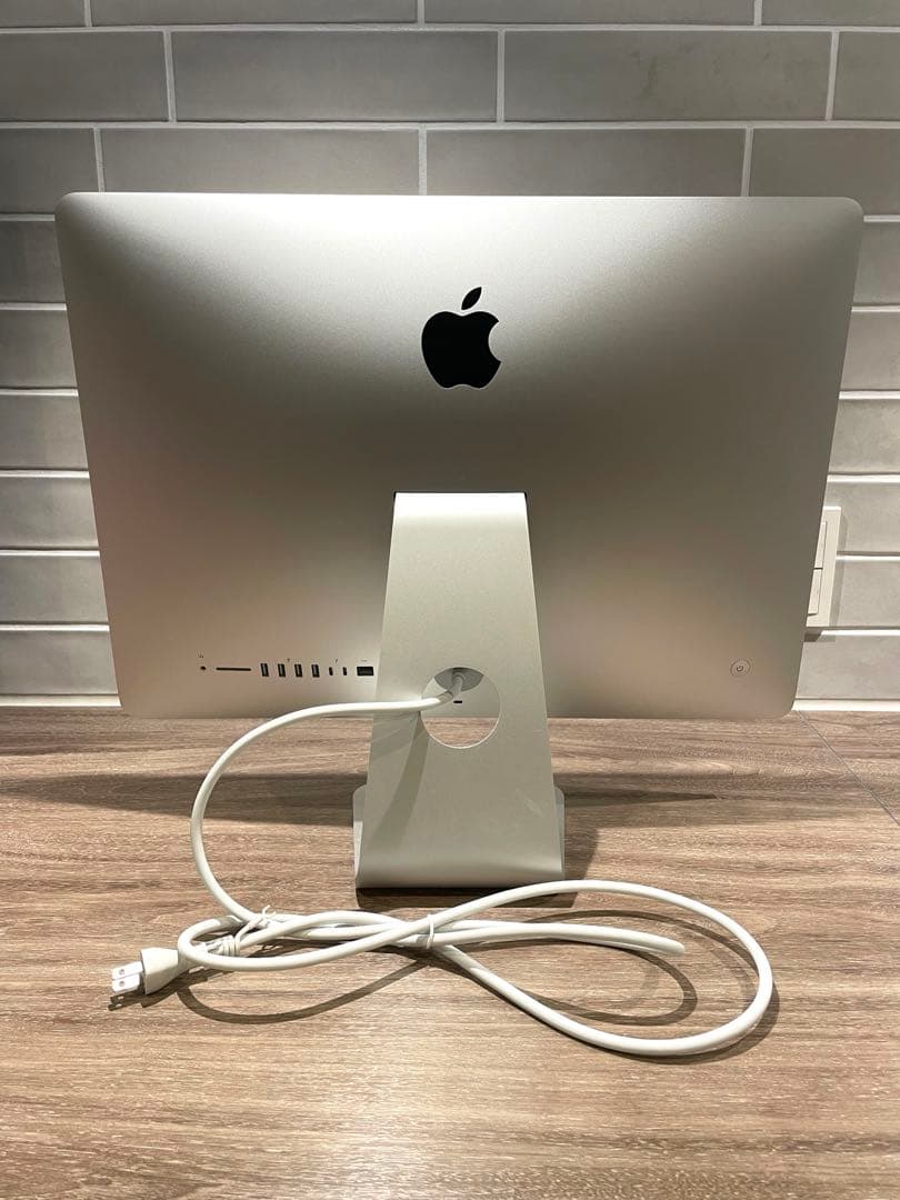 iMac 21.5インチ 2017 Retina4K i7 16GB