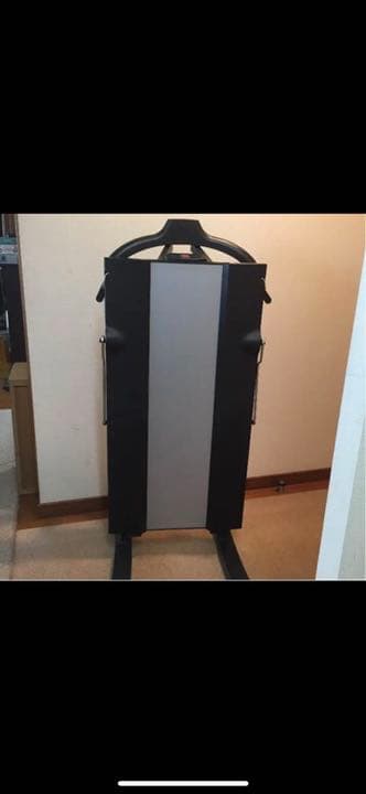 ズボンプレッサー