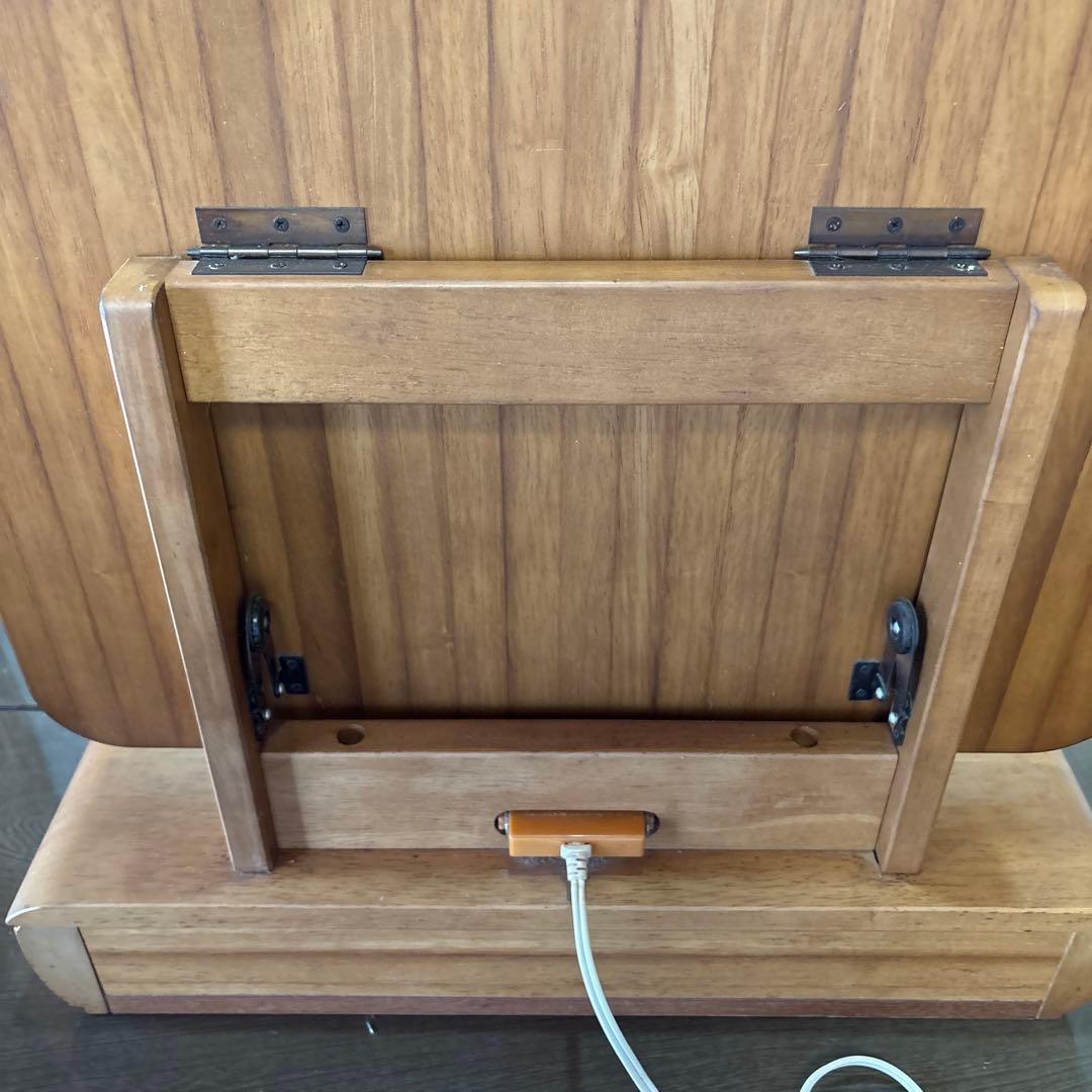 【ドレッサー・鏡台】カリモク家具　鏡　コンセントあり