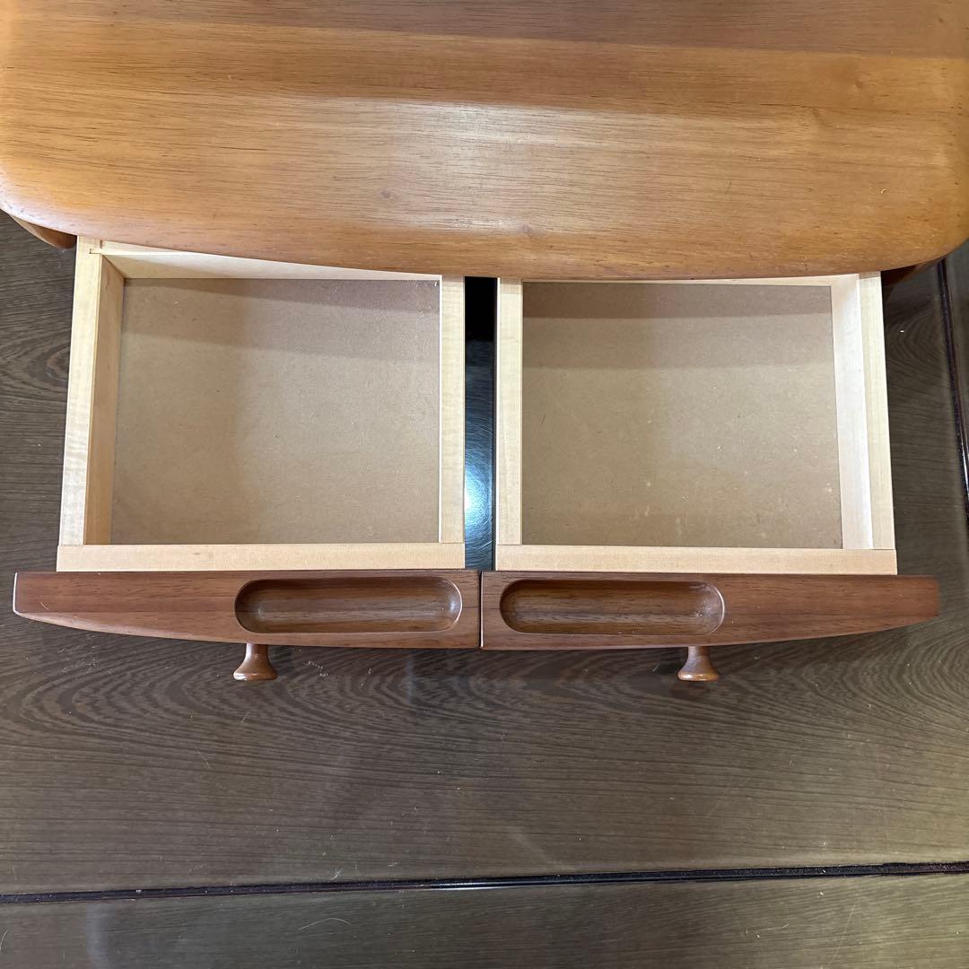 【ドレッサー・鏡台】カリモク家具　鏡　コンセントあり