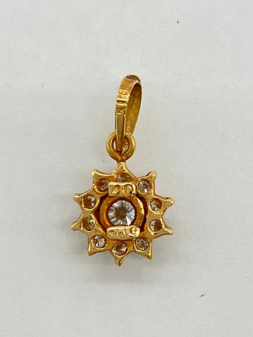 K18 ダイヤモンド ペンダントトップ 0.10ct/取り巻きデザイン/0.7g