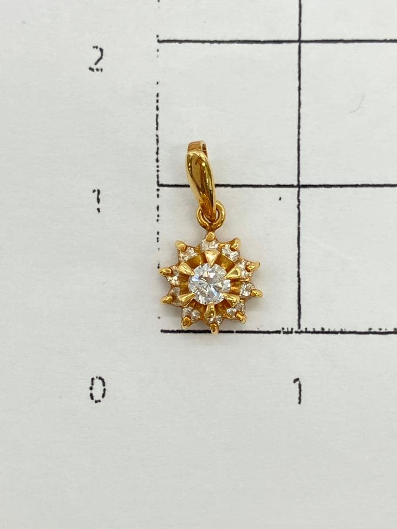 K18 ダイヤモンド ペンダントトップ 0.10ct/取り巻きデザイン/0.7g