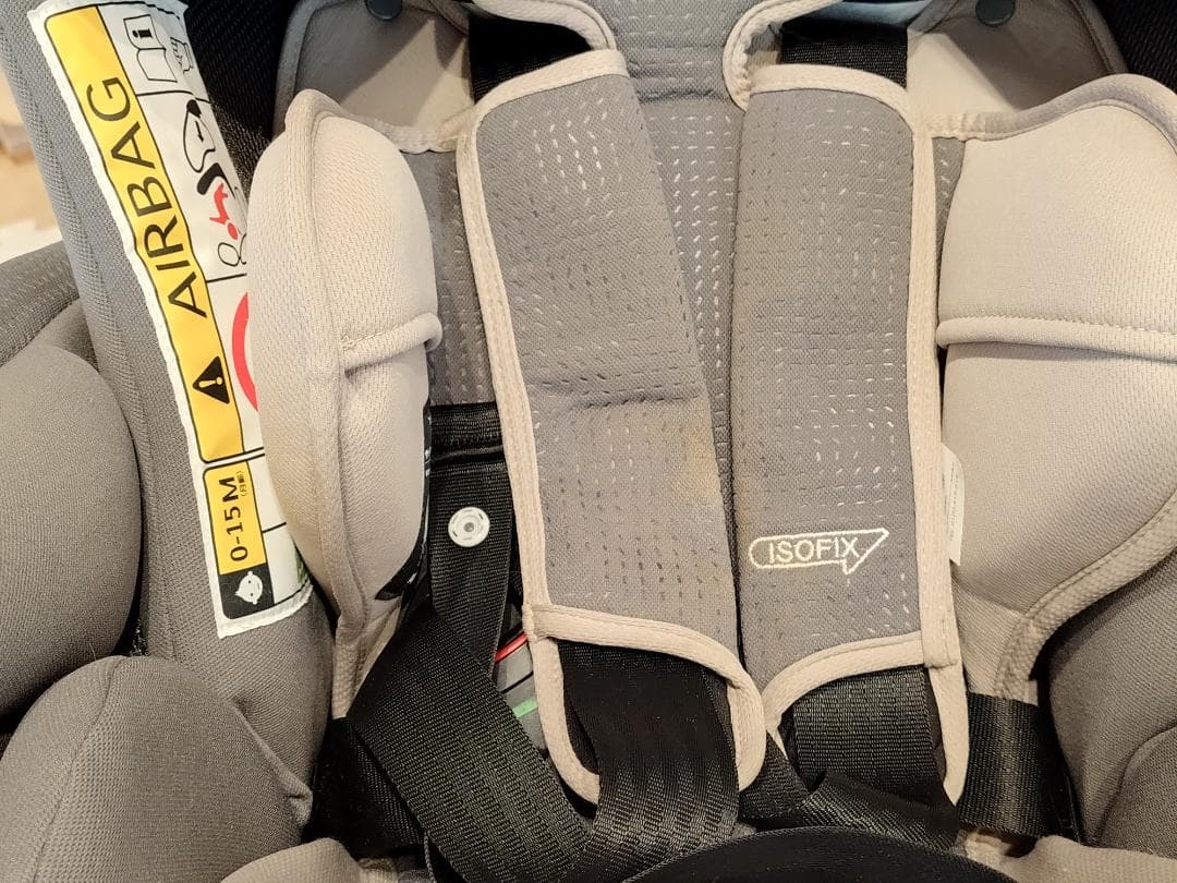 チャイルドーシート美品 Aprica フラディア ISOFIX セーフティー