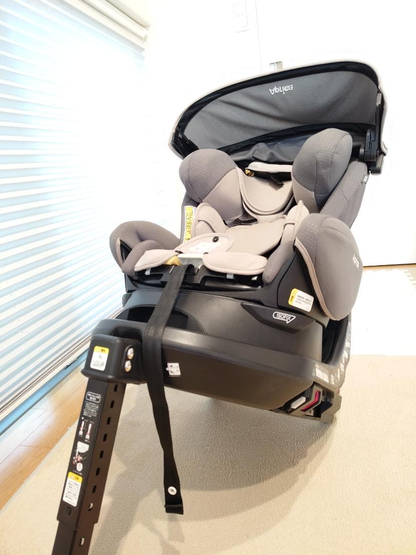 チャイルドーシート美品 Aprica フラディア ISOFIX セーフティー