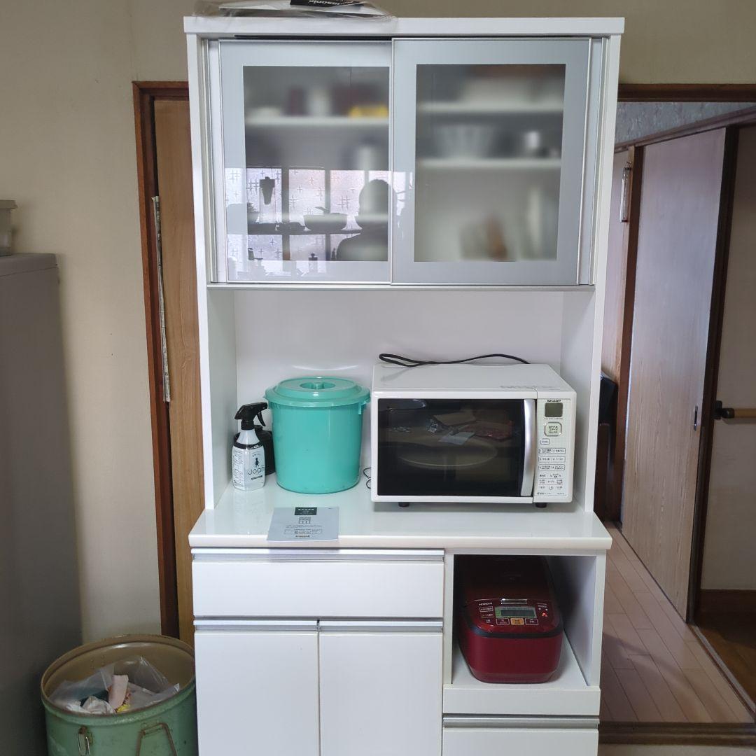 ニトリ　キッチンボード　カップボード食器棚　たのメル便込み価格　良品