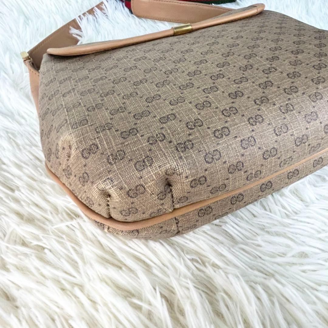 【希少】GUCCI グッチ ショルダーバッグ