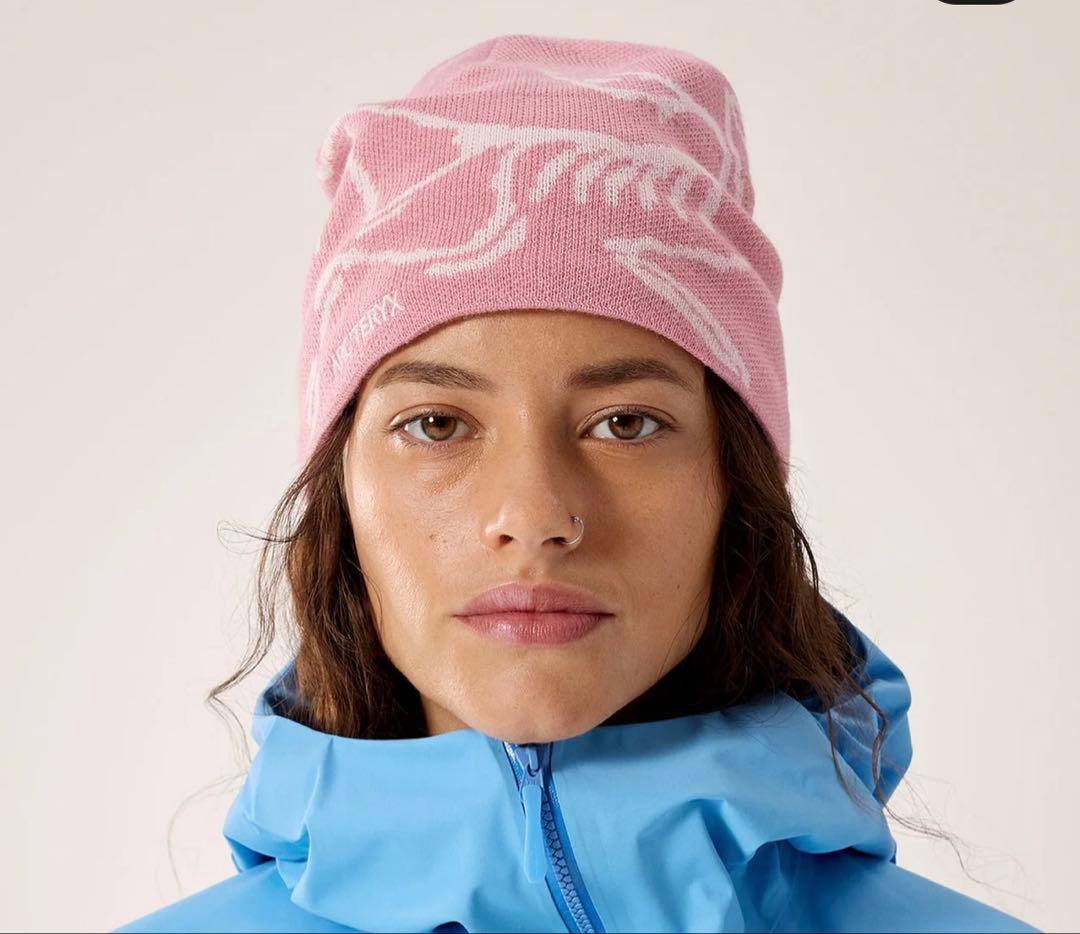 Arcteryxビーニー　ピンク　アークテリクス　公式 即完売