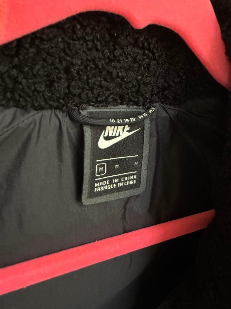 Nike ブラック ダウンベスト　M