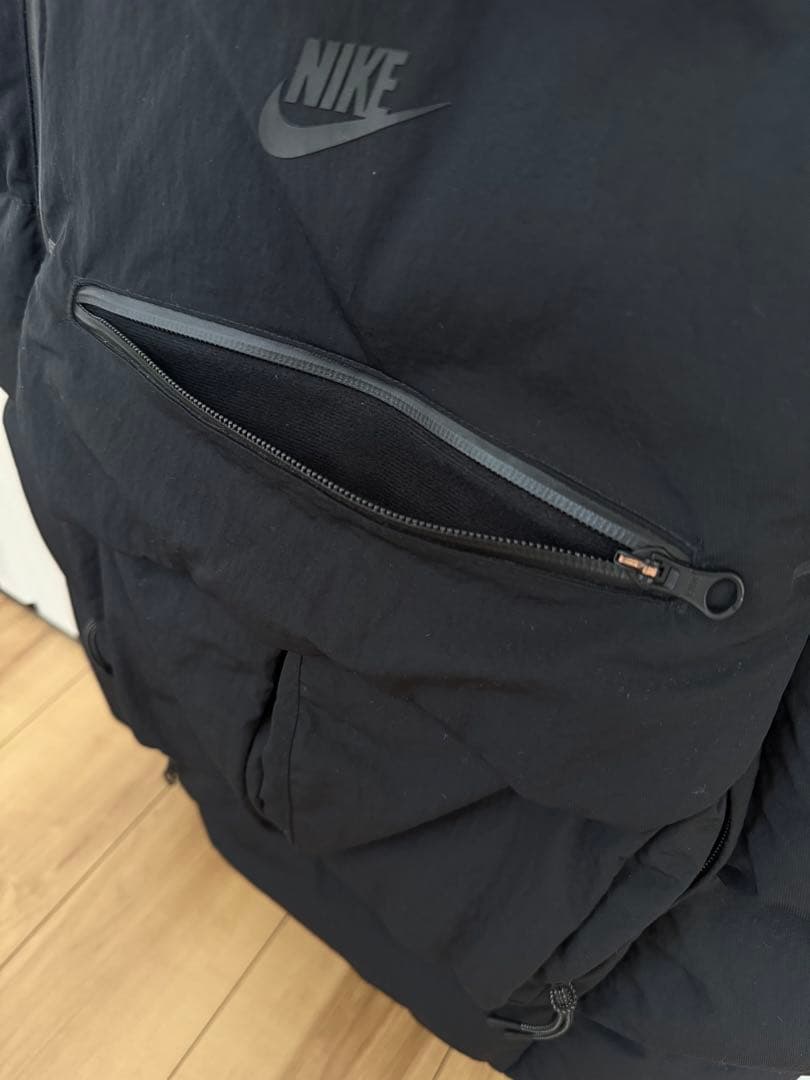 Nike ブラック ダウンベスト　M