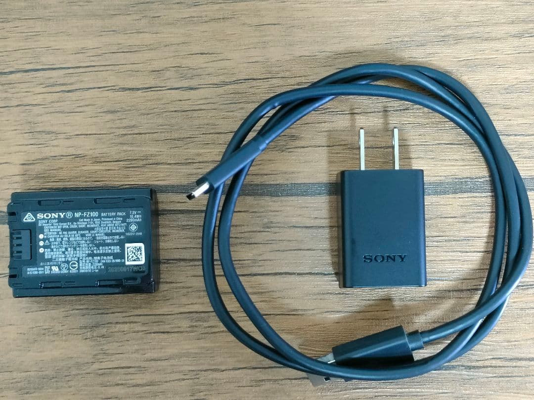 【シャッター数6,376】SONY a7c ミラーレス一眼カメラ シルバー