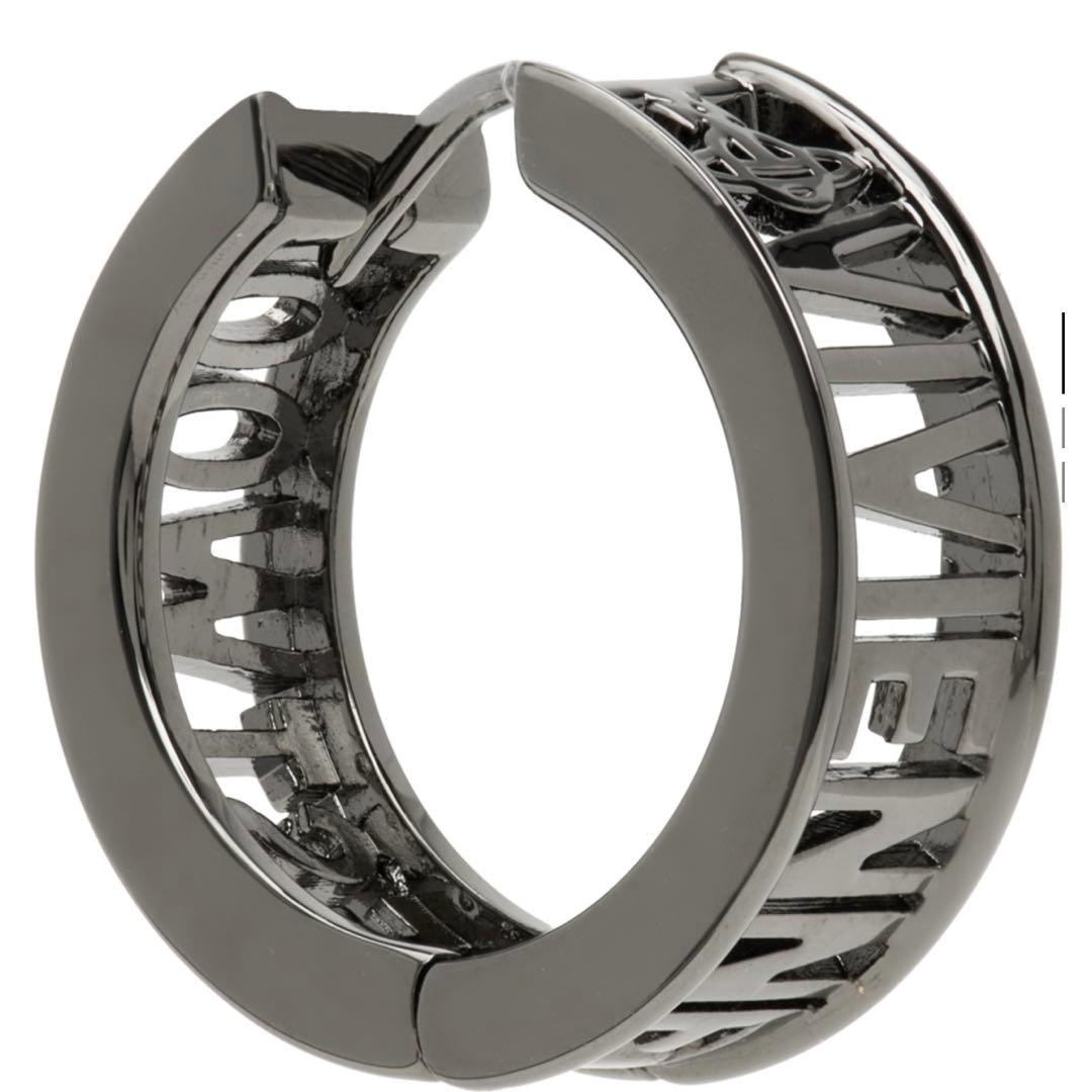 Vivienne Westwood ブラックフープピアス