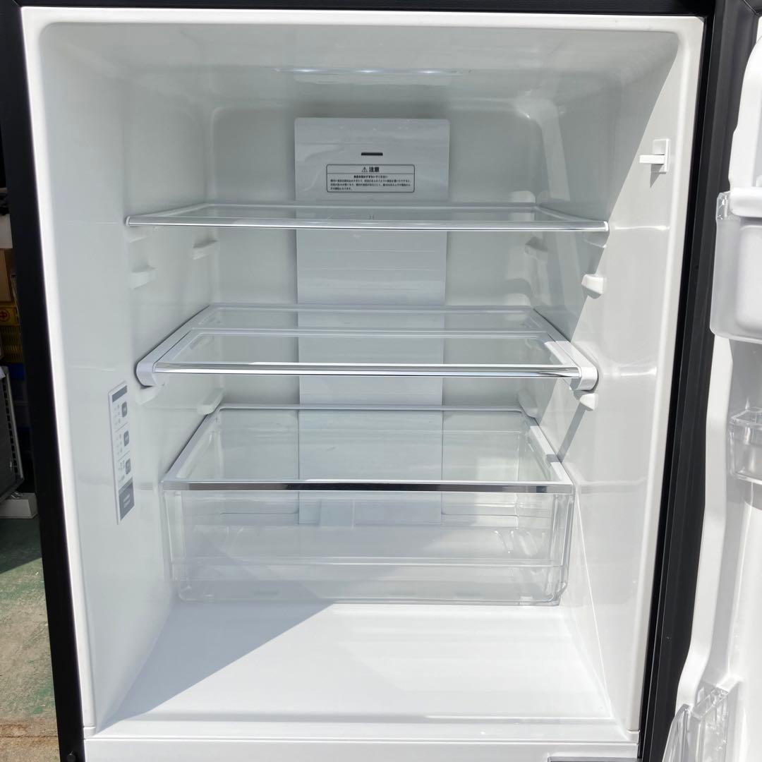 Hisense 3ドア冷凍冷蔵庫 282L 2019年製