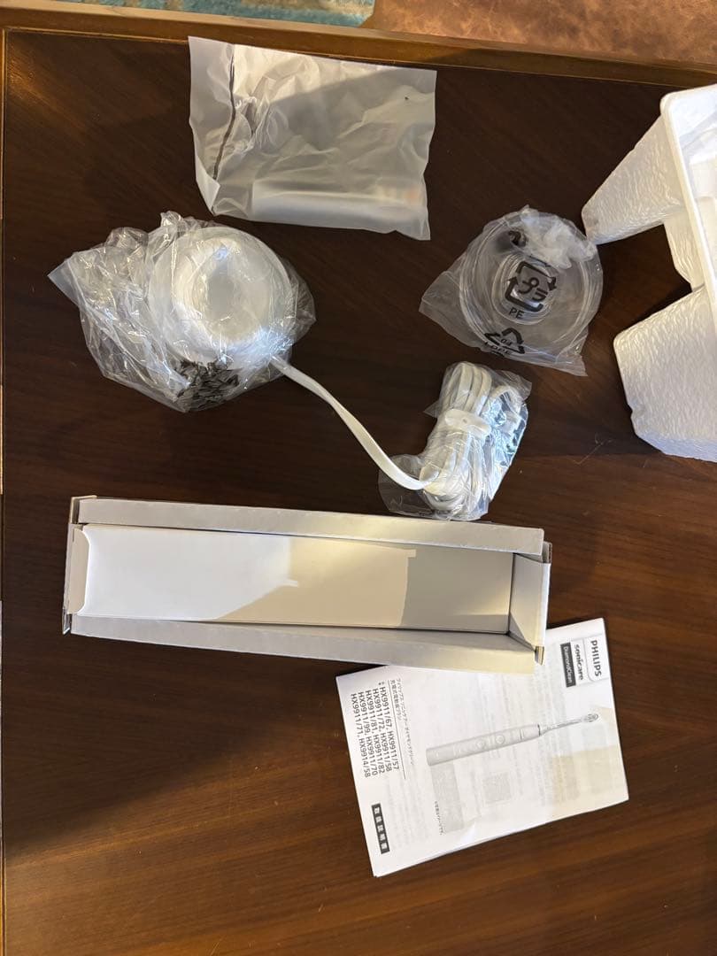 新品未使用　PHILIPS Sonicare 電動歯ブラシ本体