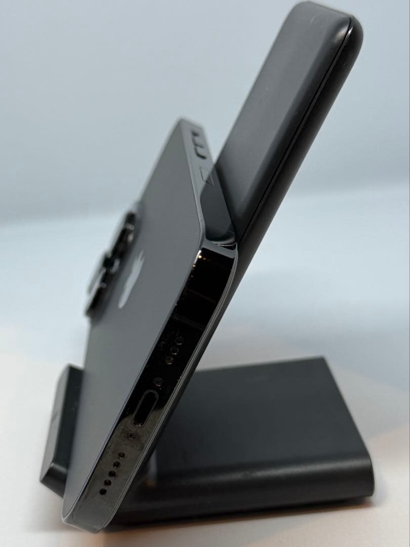 iPhone14Pro 256GB 黒 純正ケース・ガラスフィルム3枚付