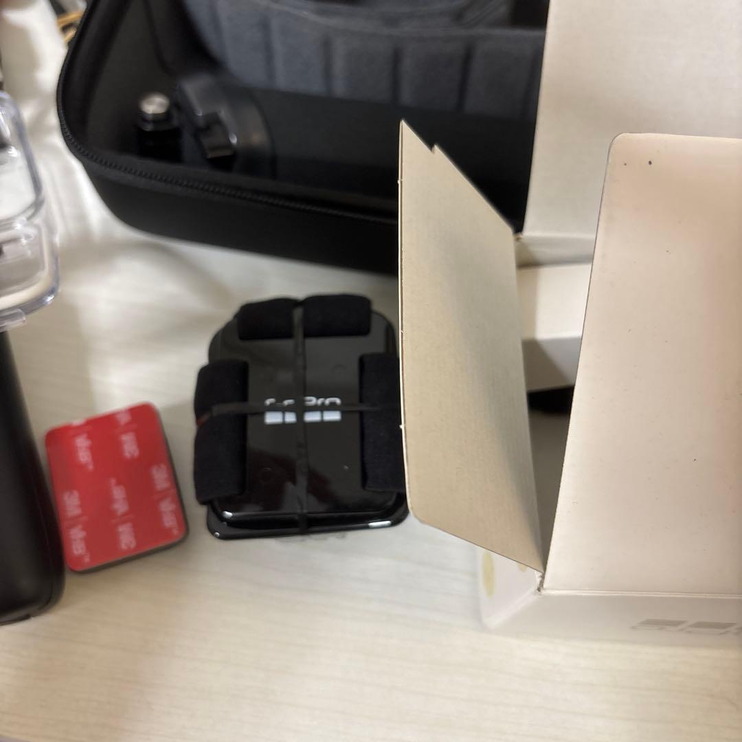 gopro 8 付属品　画像　すべて　おまとめ　sdカード無