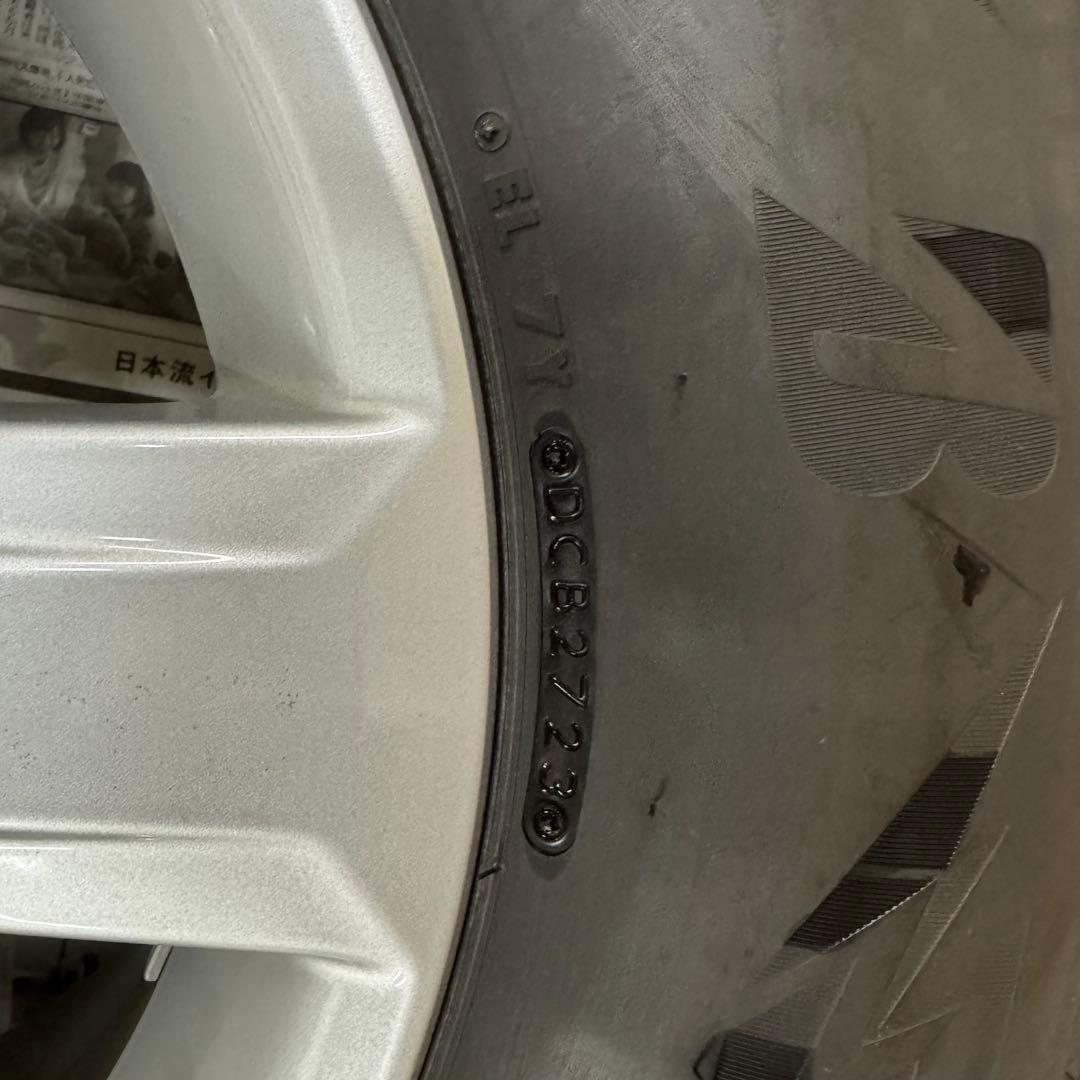 プラド150 純正17インチ BLIZZAK DM-V3 265/65R17