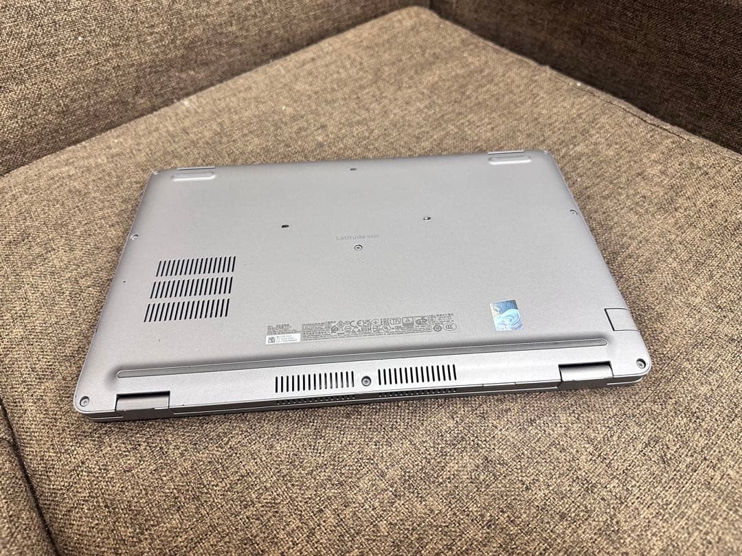 高性能Dell ノートPC i7-1185G7 12GB オフィス　永続