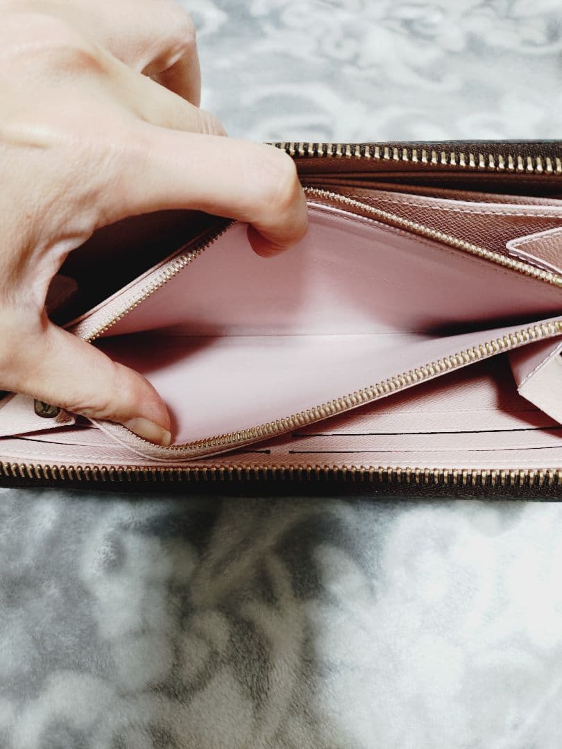 ルイヴィトン長財布　モノグラム