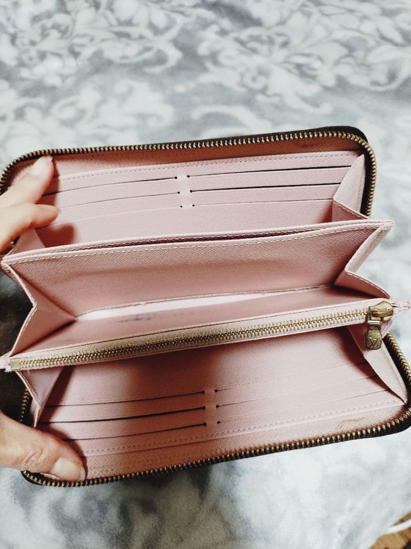 ルイヴィトン長財布　モノグラム