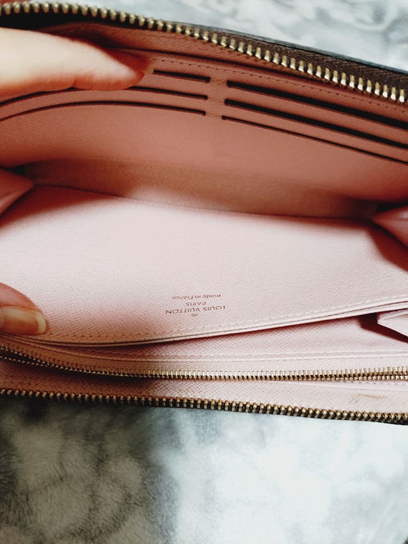 ルイヴィトン長財布　モノグラム