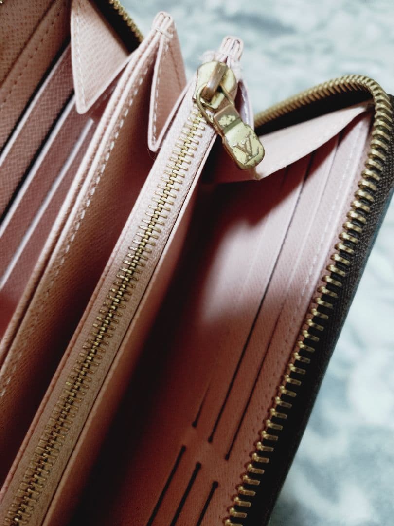 ルイヴィトン長財布　モノグラム