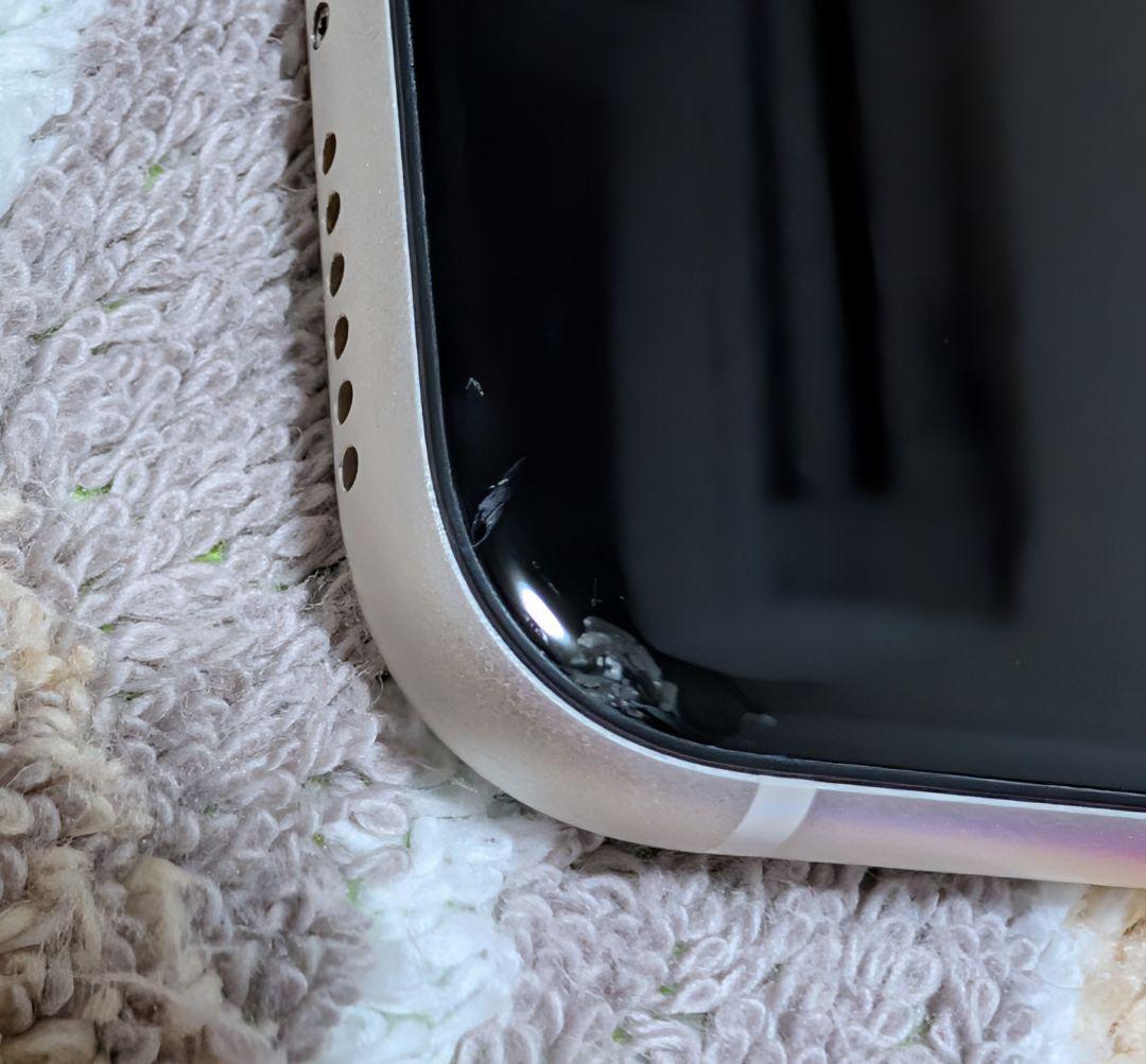 iPhone SE3 SIMフリー 本体 64GB 第三世代 スターライト