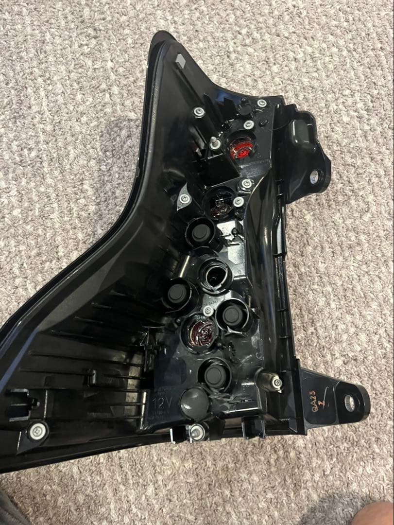 ランドクルーザープラド 150後期　純正　左右テールランプ