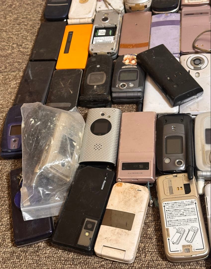 ジャンク品　ガラケー　93台　まとめ