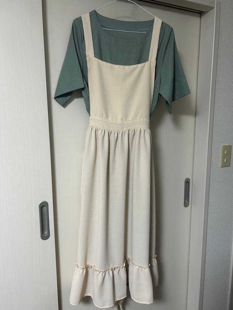 魔女宅の宅急便パン屋さんコスプレ