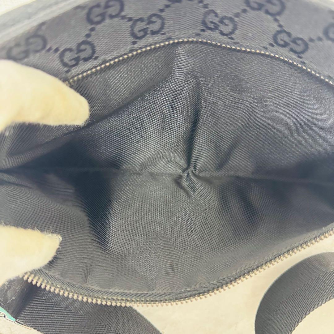 ✨GUCCI✨グッチ✨GG柄✨ロゴ✨ブラック✨ヴィンテージ✨ウエストポーチ✨