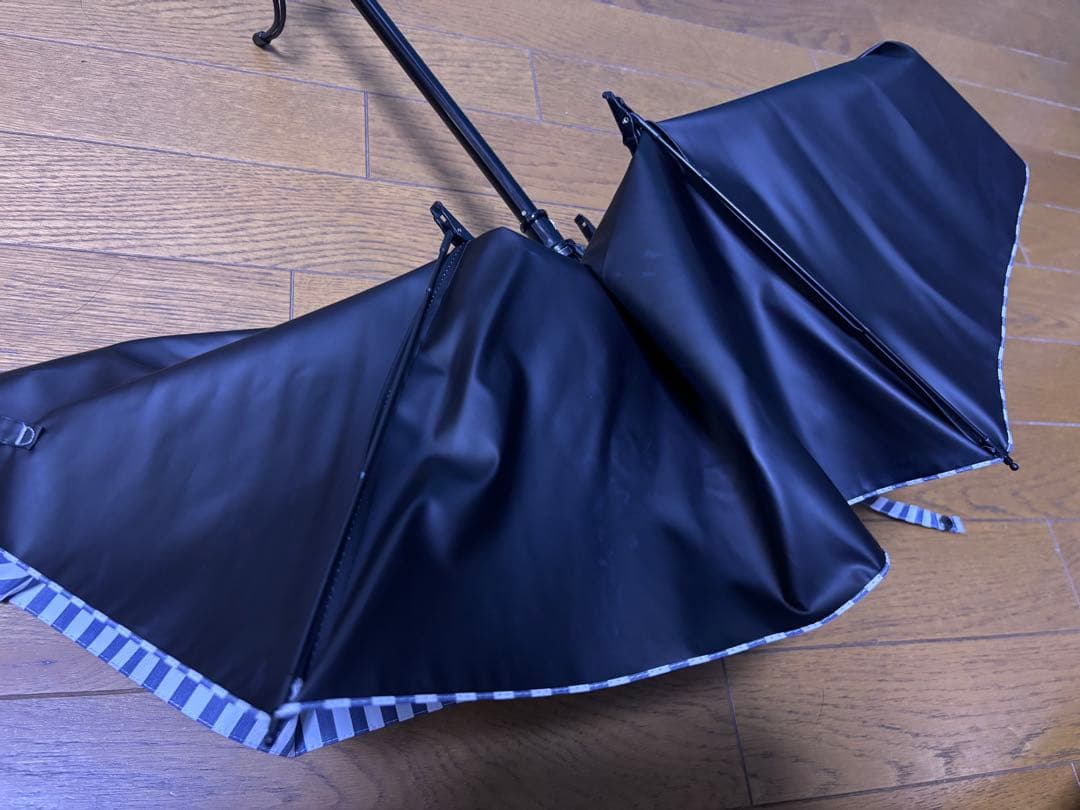 サンバリア100 折りたたみ日傘 2段折コンパクト / ストライプ(ネイビー)